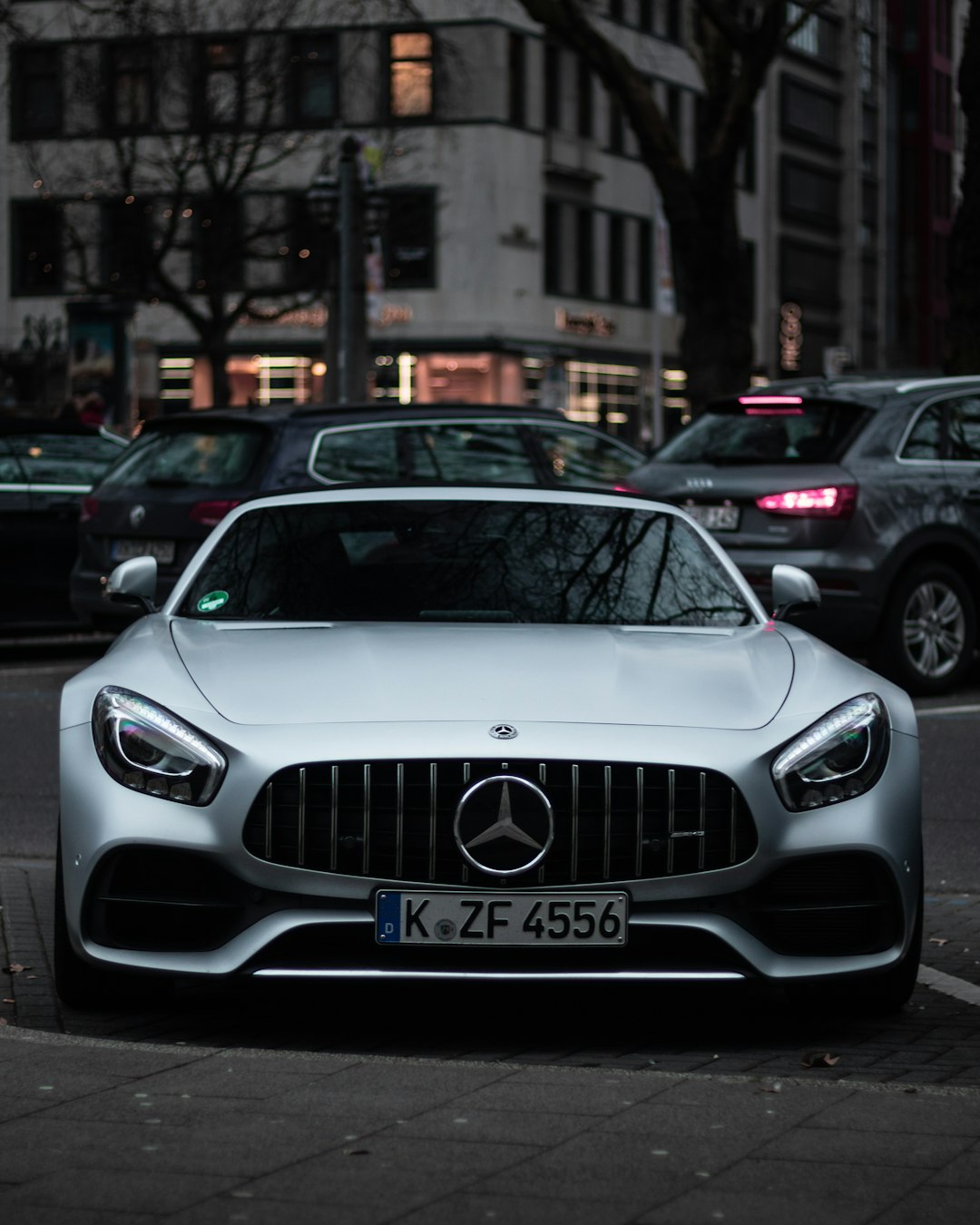 gray-mercedes-benz-car-uui5rqcyudm