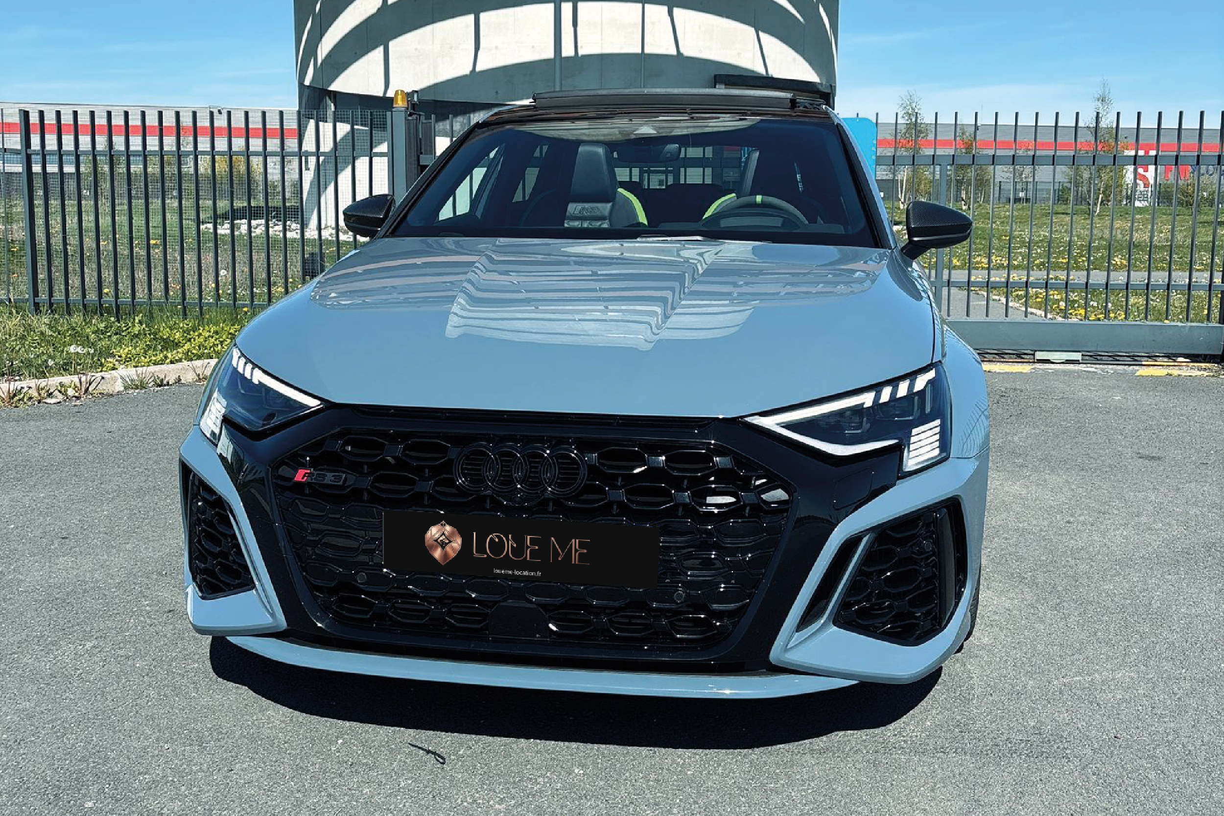 audi RS3 de face