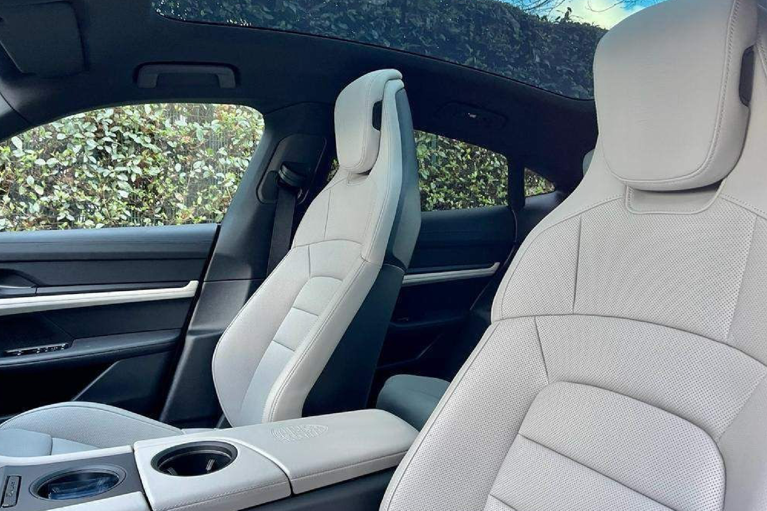 porsche panamera 4s