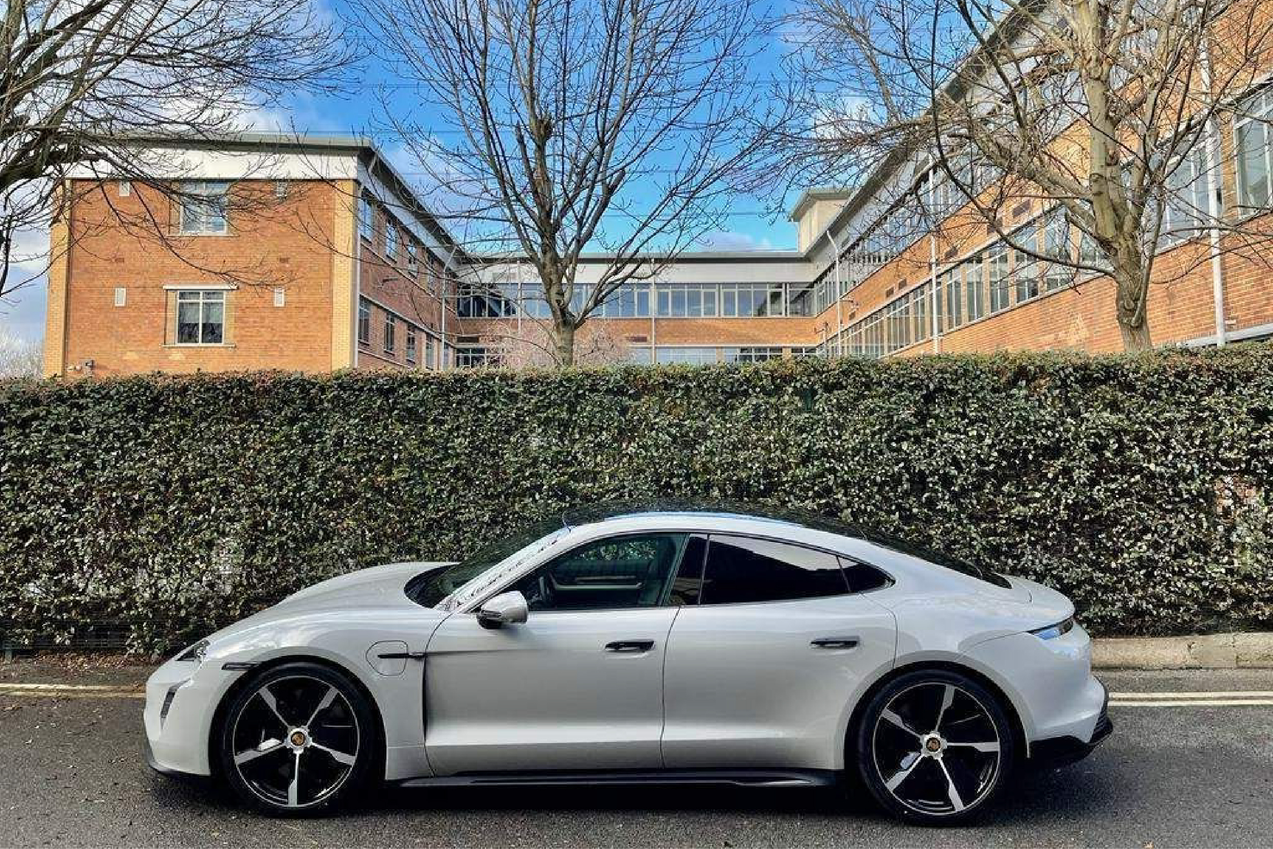 porsche taycan 4s