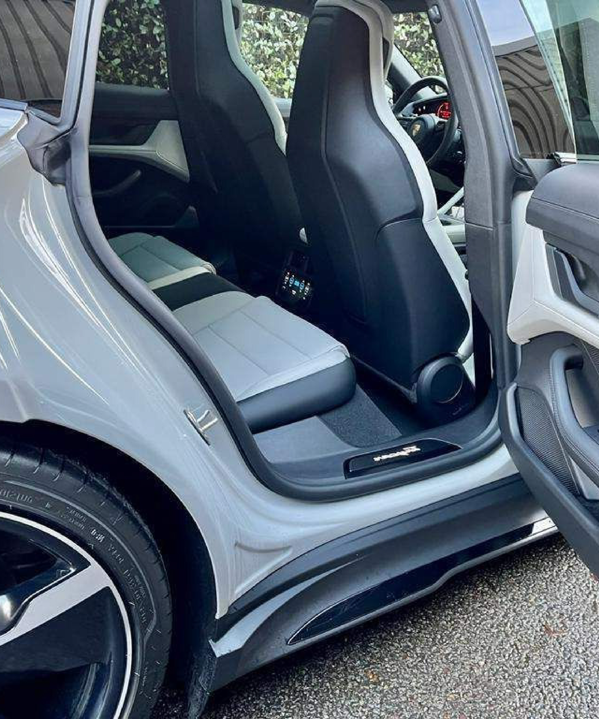taycan 5 500x600