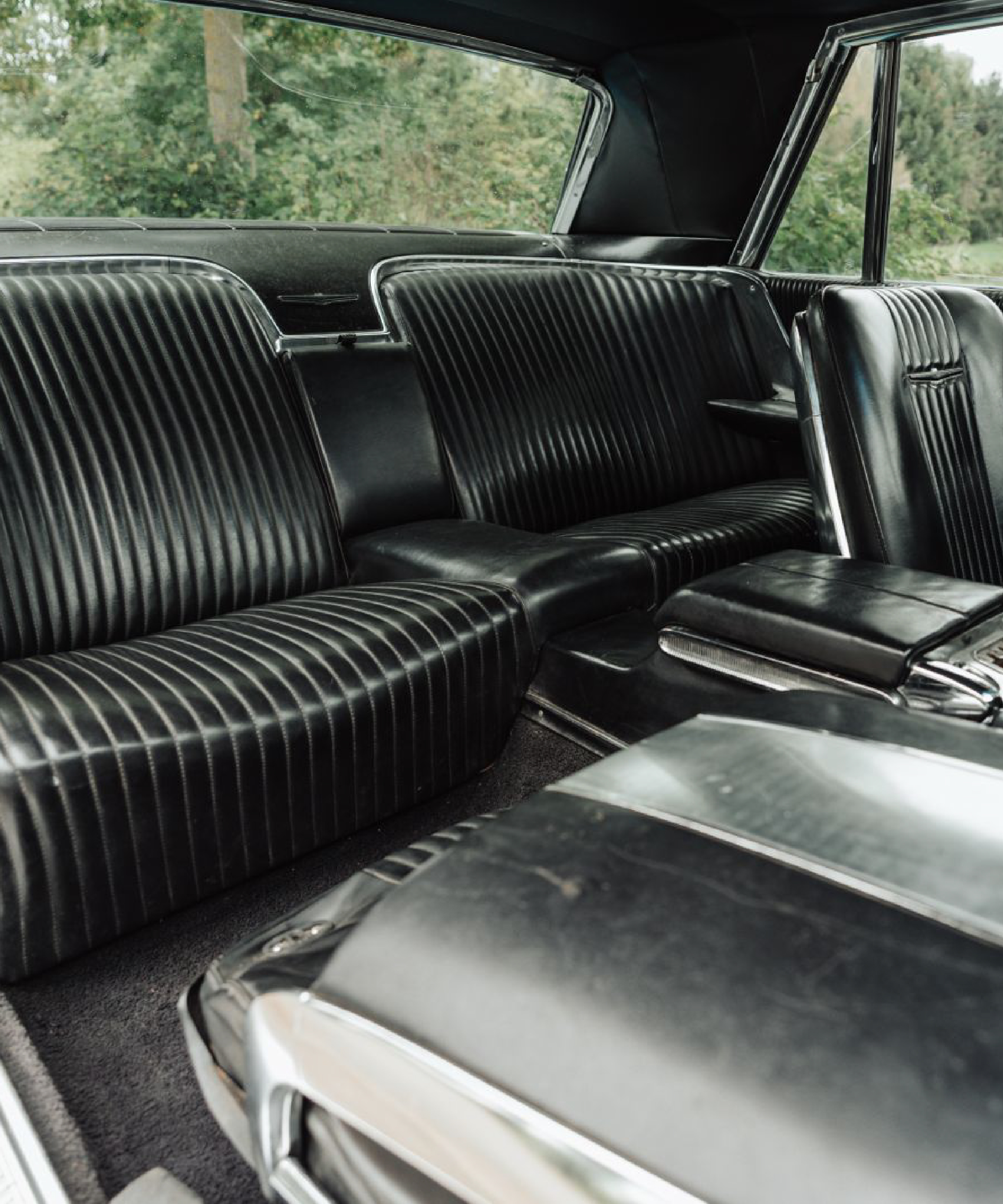 mustang charger 2 500X600